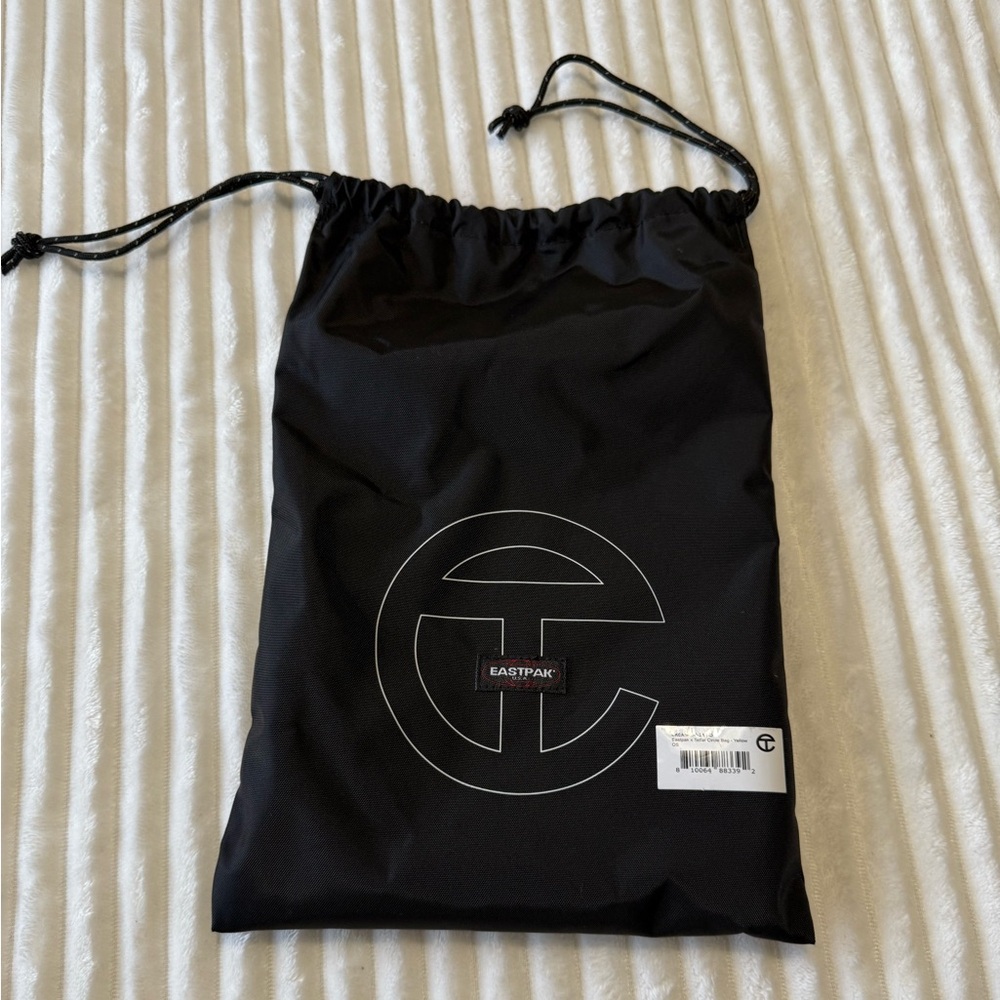 Telfar Yellow and Black Belt Bag - Picture 7 of 7